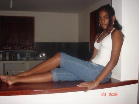 st&eacute;la aka ti kouly